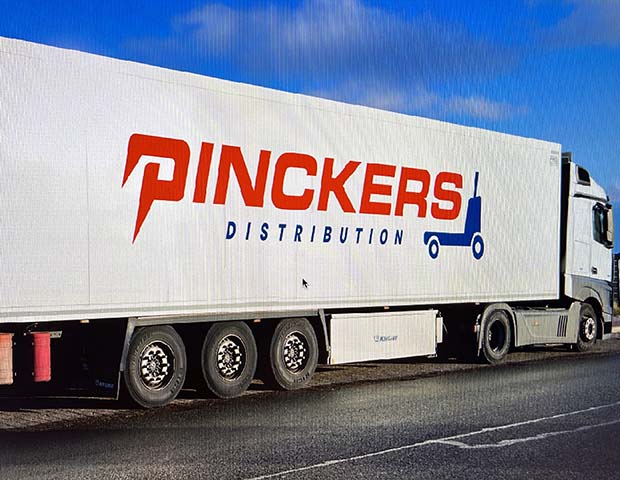 Truck lettering Pinckers — Inkonic