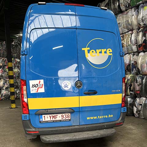 Vehicle lettering Terre — Inkonic